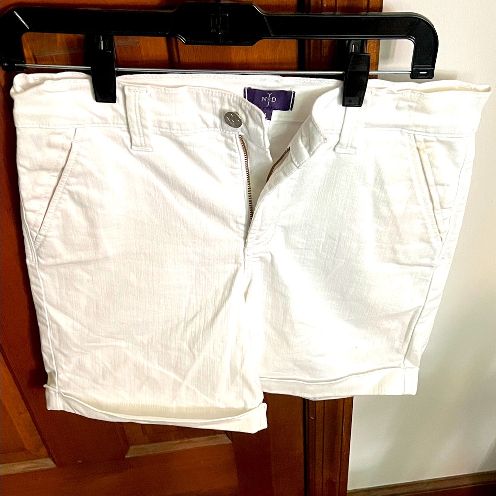 White Women's Shorts